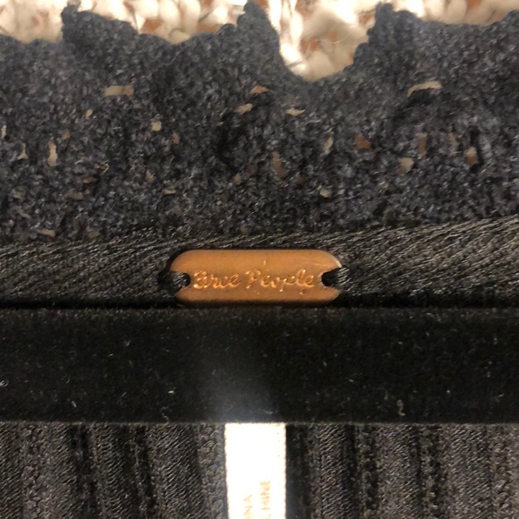 Free People Black Lace Up Long Sleeved Crop Top - Picture 2 of 7